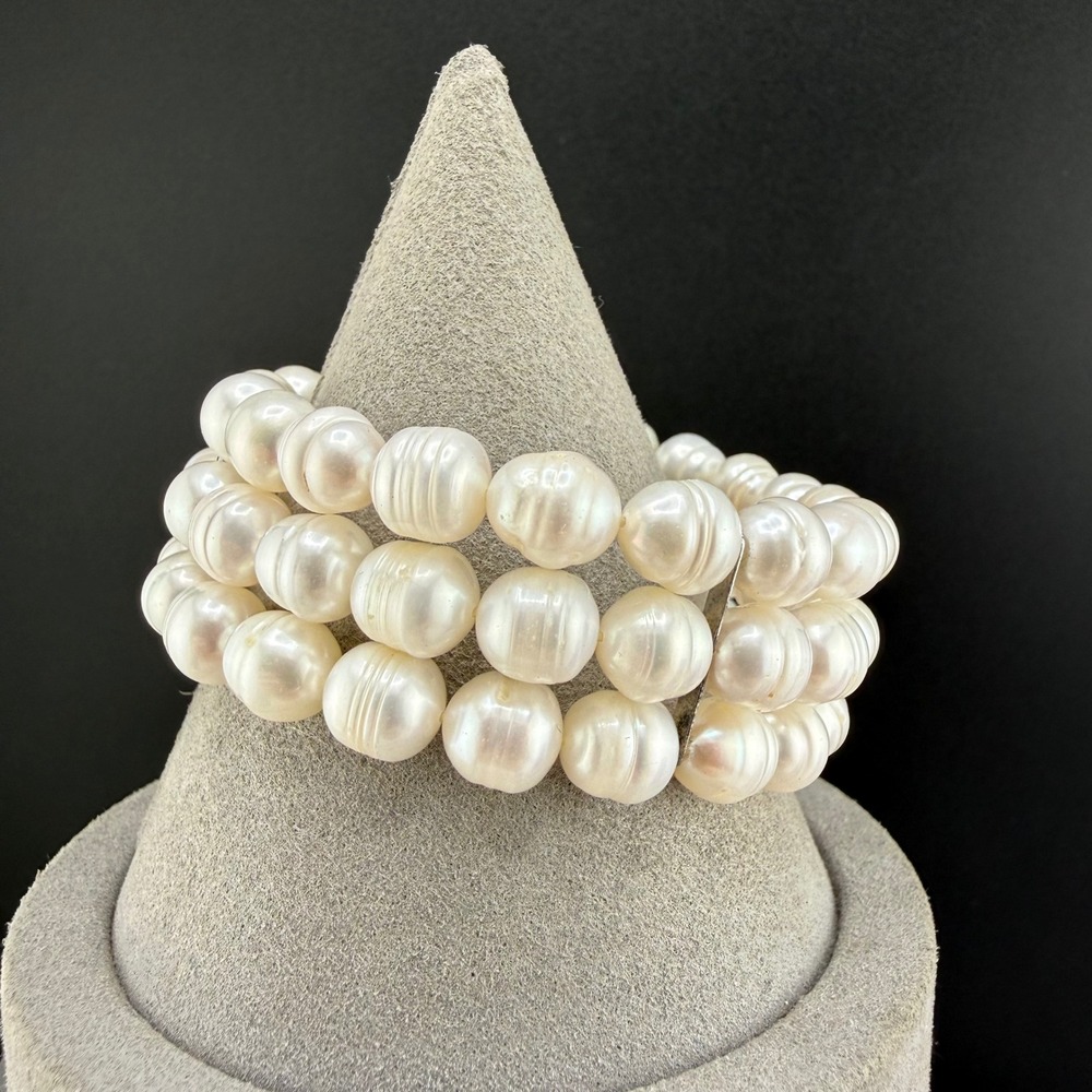 Pearl Bracelet White 3-Strand Ringed Potato Stretch 7in